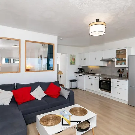 Real Cocoon In Height Magnificent Sea View Lesclesdenicole Vakantiehuis